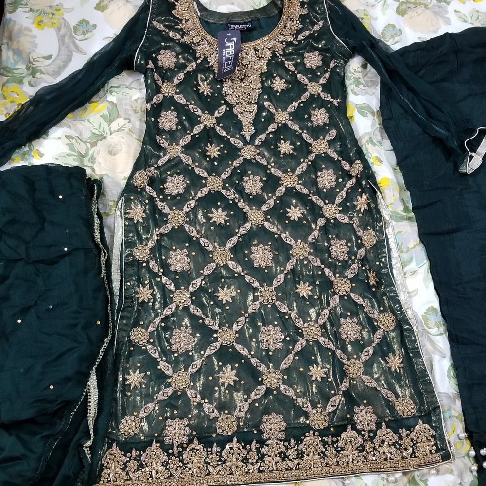 Jabeen Embroidered Shalwar and Kameez